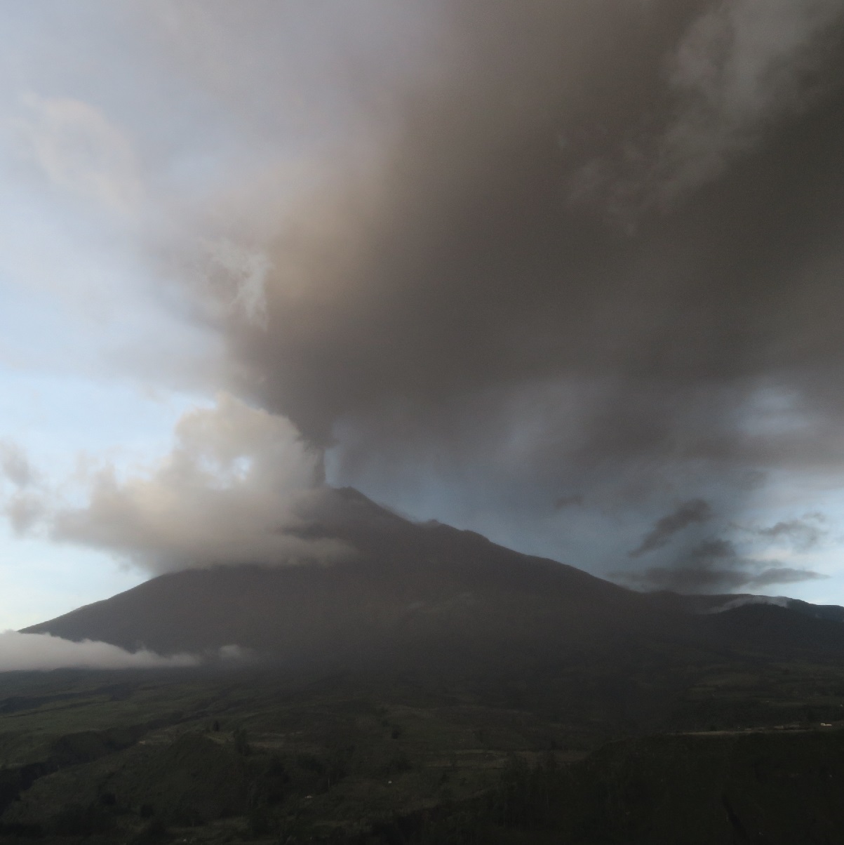 221010 Tungurahua 2016